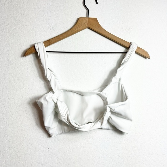 FREE PEOPLE MOVEMENT XL WHITE STRETCHY SPORTS ACTIVEWEAR WOMEN BRA - Picture 2 of 4